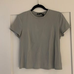 Theory Women’s Short Sleeve Shirt Grey Size Medium